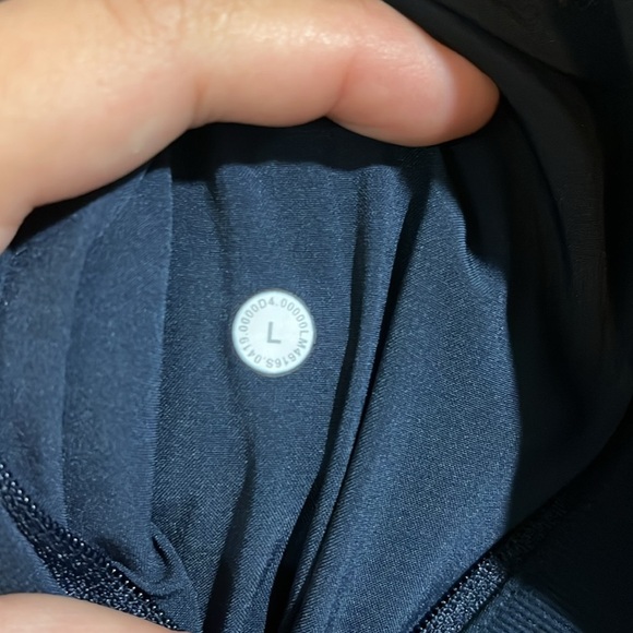 Lululemon Sojourn Jacket - Picture 11 of 11